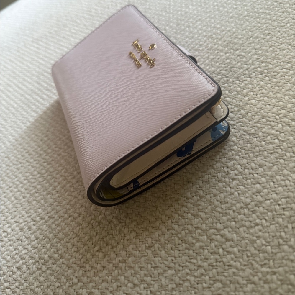 Kate Spade Light Pink Madison Medium Bifold Wallet - Picture 3 of 9